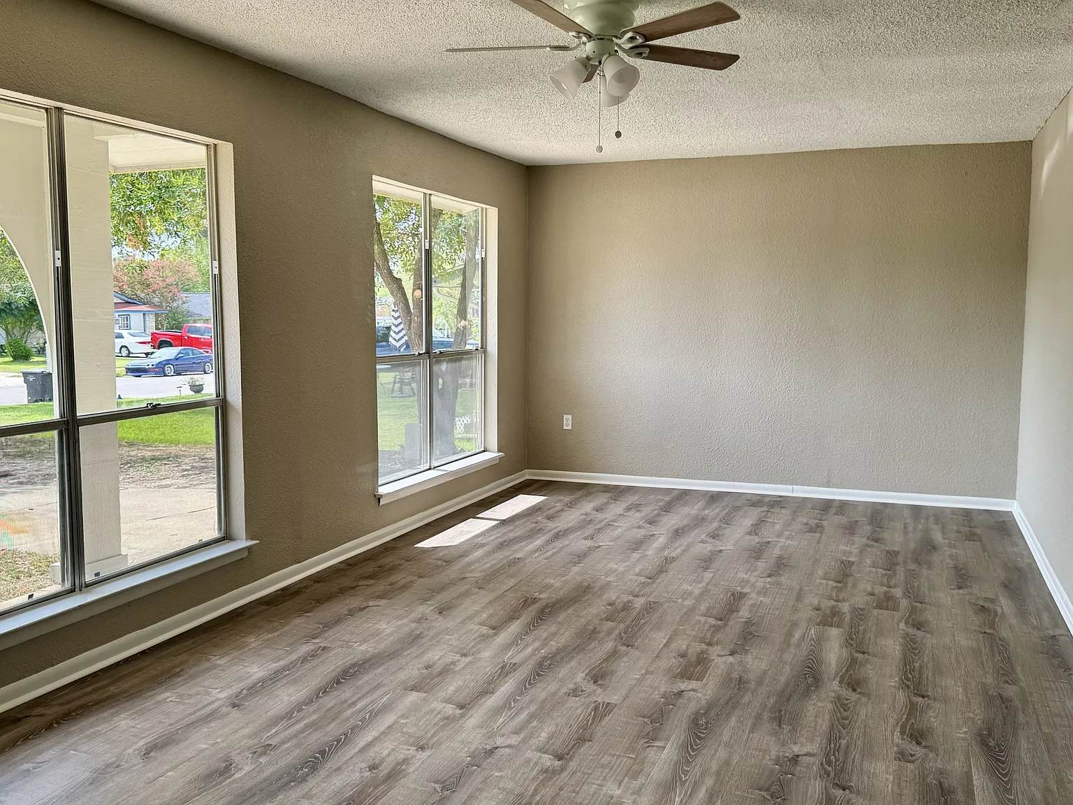 9411 Stones River Drive - 1 — Photo 2