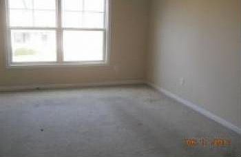4th image of 180 Slate Dr