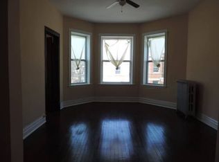 357 E 70th Pl, Chicago, IL 60637