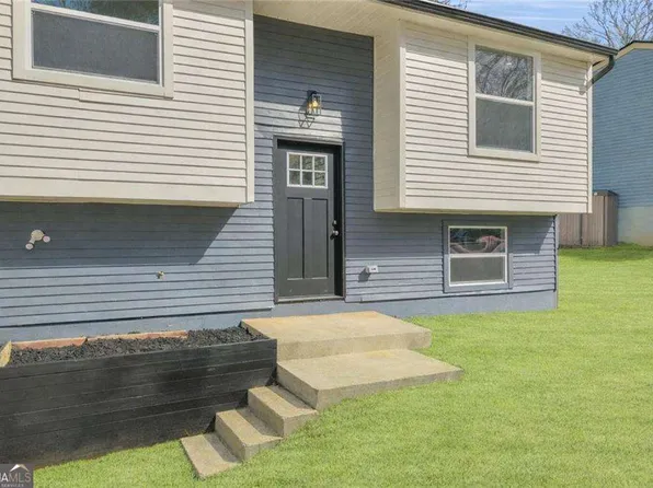 5333 Olde St, Stone Mountain, GA 30088