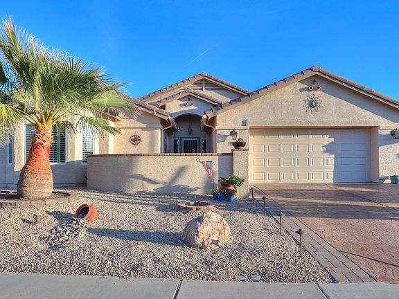 3rd image of 2441 E Firerock Dr