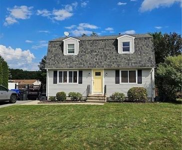 12 Longbow Dr, West Warwick, RI, 02893