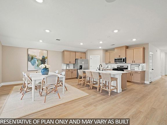 4th image of 15739 Garden Ridge Dr