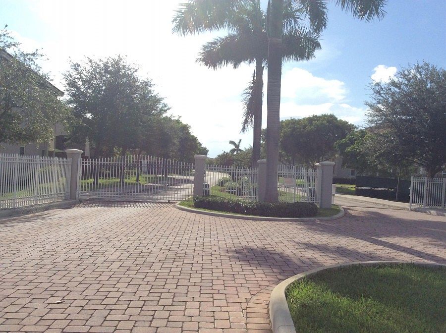 1st image of 7982 NW 116th Ave