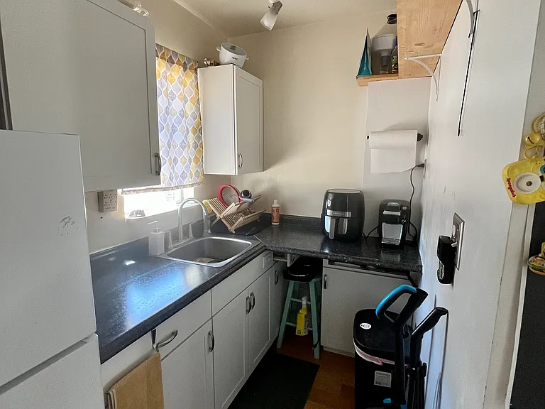 424 Hermosa Dr SE #2 — Photo 4
