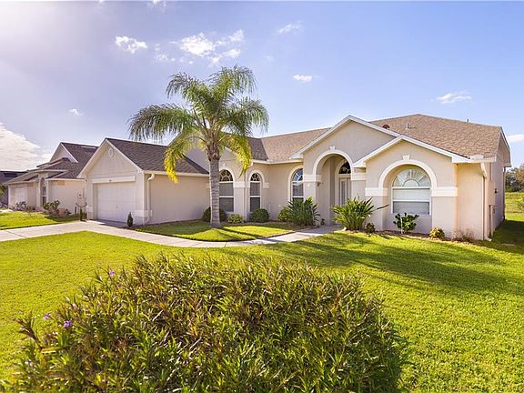 4th image of 3879 Blackberry Cir