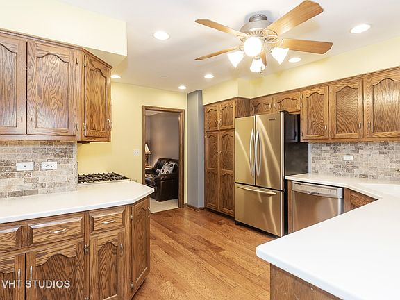 4th image of 1534 Brittany Ct #1534