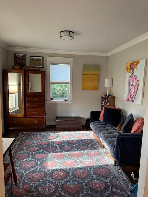 Sitting room near front door - 609 S 14th St