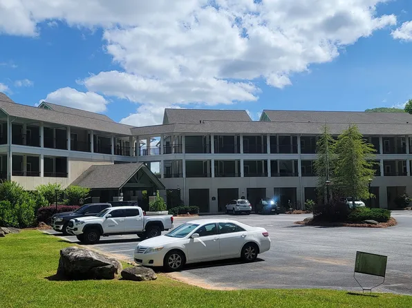 310 Banister Dr, Clayton, GA 30525