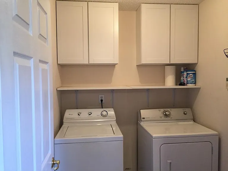 Laundry Room with W&D