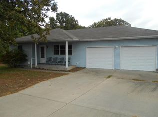 3332 Highway Rb, Bolivar, MO 65613