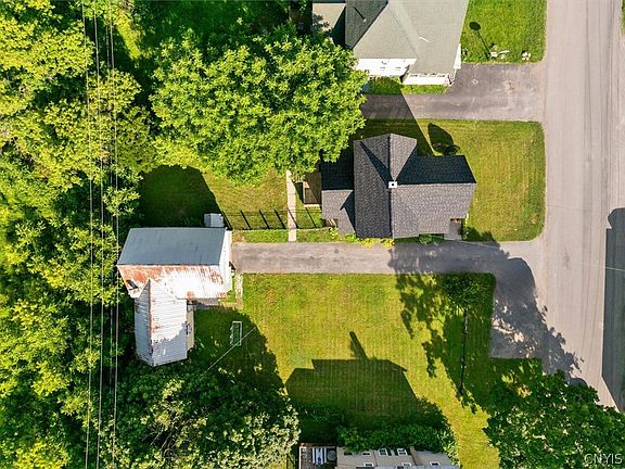 3rd image of 6 McBride Ave