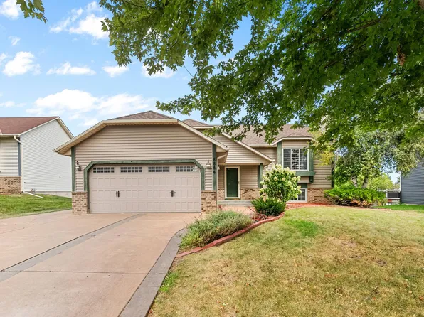 8844 Acadia Rd, Woodbury, MN 55125