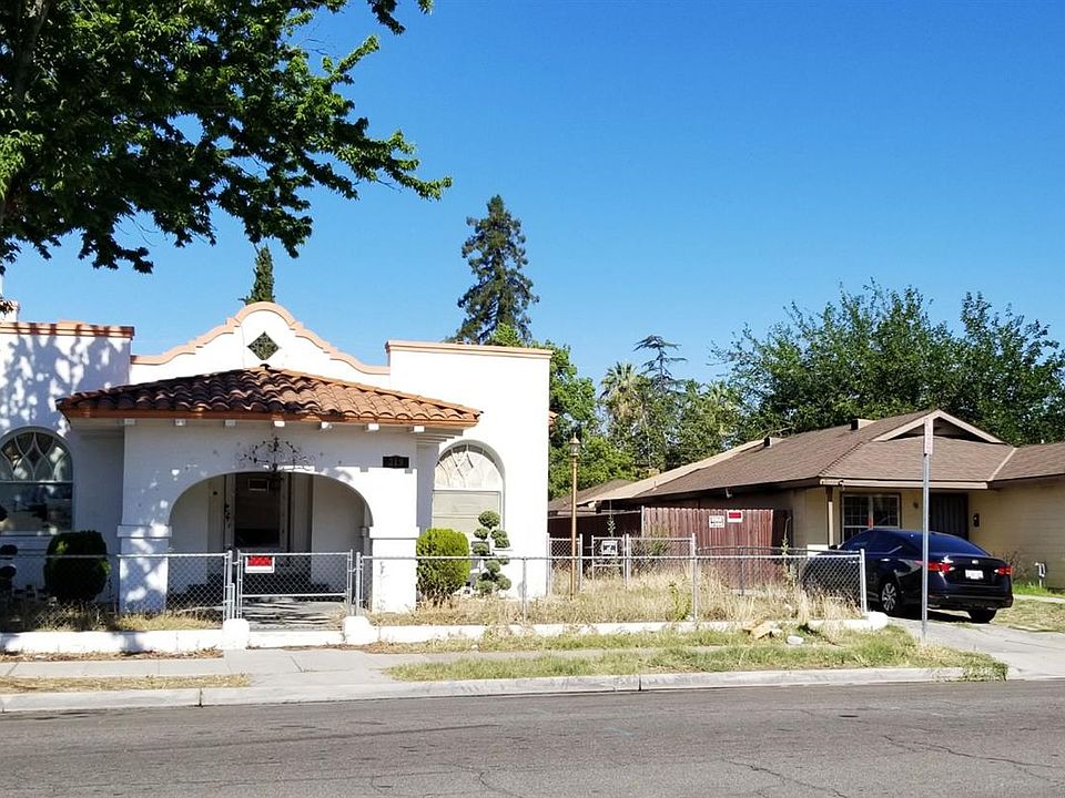 2nd image of 319 N Calaveras St