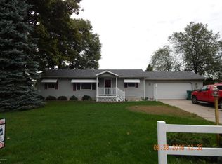 69505 Elaine Dr, Sturgis, MI 49091
