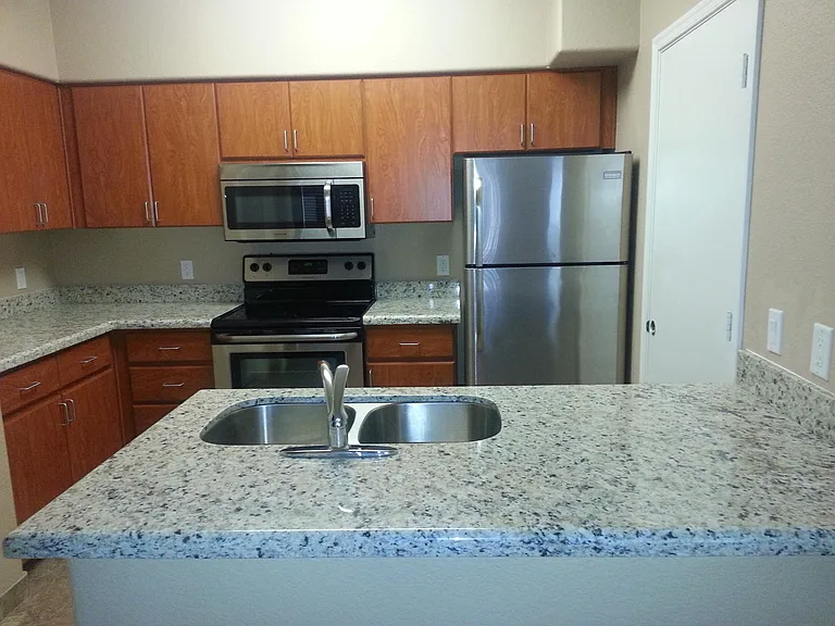 5302 E Van Buren St #1004 — Photo 3