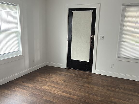 3rd image of 5929 E Dewey Ave