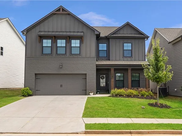 5316 Milford Dr, Gainesville, GA 30507