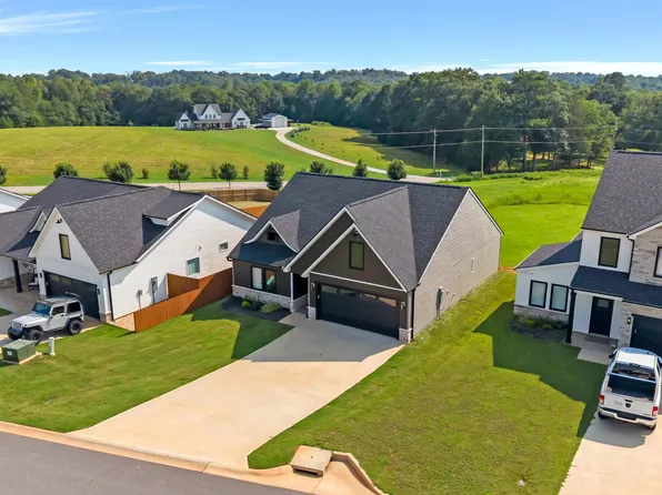 2019 Meadow Glen Ct, Chesnee, SC 29323
