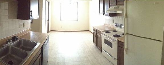 2nd image of 696 Gordon Smith Blvd APT 11