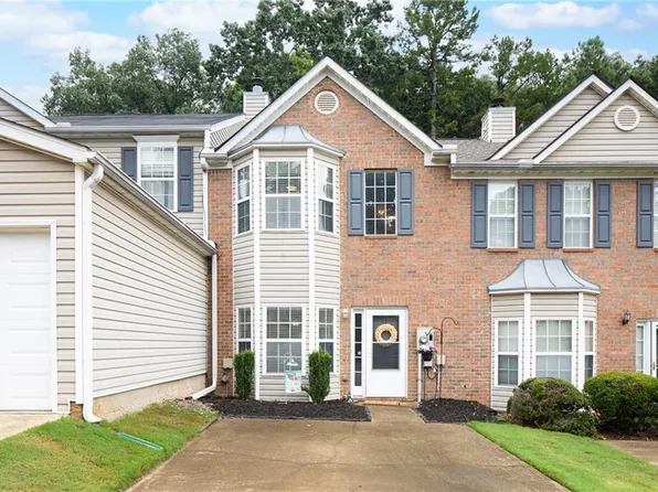 4751 Crawford Oaks Dr, Oakwood, GA 30566