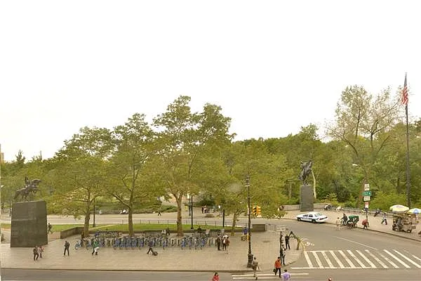 Sold by Trump International Realty | media 19