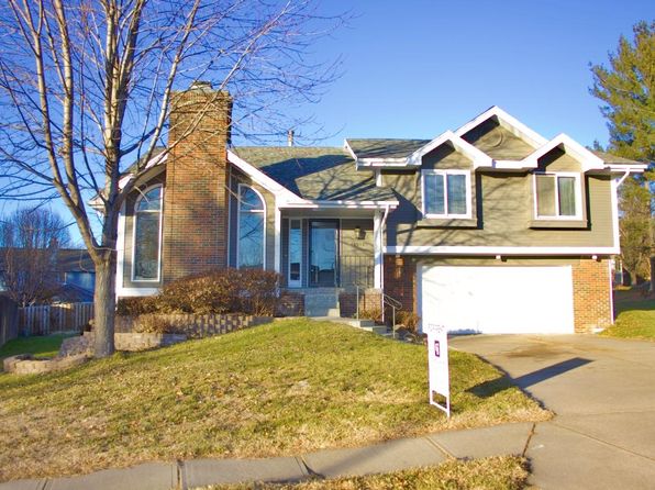 15912 Leavenworth Cir