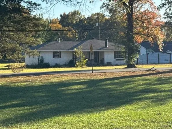 1301 E Main St, Cabot, AR 72023