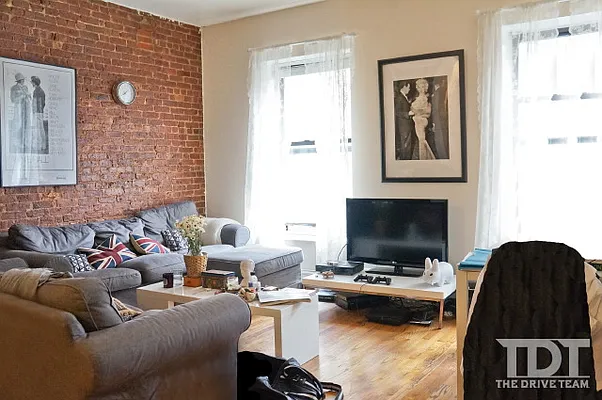 Rented by J Misrahi Realty Corp | media 6