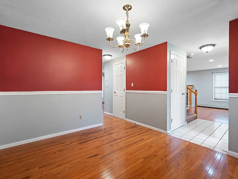 4 Nightingale Dr — Photo 10