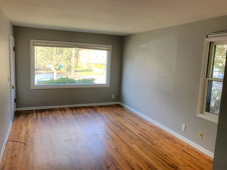 8232-8238 SE 11th Ave — Photo 4