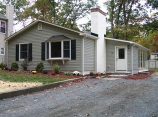 10 Oakdale Rd, Denville, NJ 07834