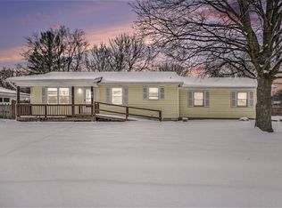 647 Saint Clair Ave NW, Grand Rapids, MI 49534