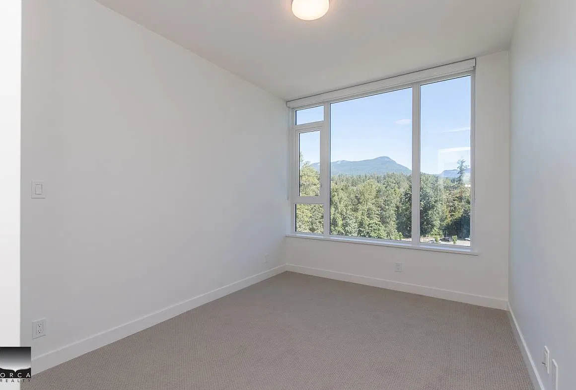 2 bed, 916 sqft, $3,500 — Photo 4