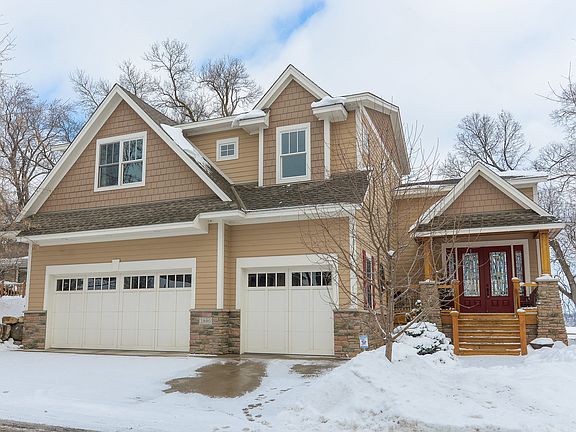 1890 Shorewood Lane!