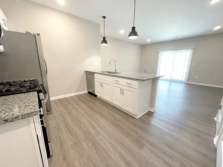 280 Shadow Ln — Photo 6