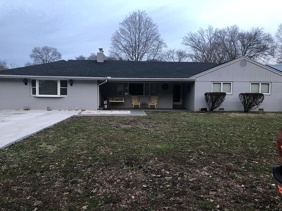 1st image of 127 W Cedar Dr