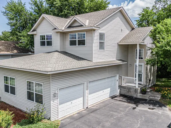 8516 Adair Ln N, Brooklyn Park, MN 55443