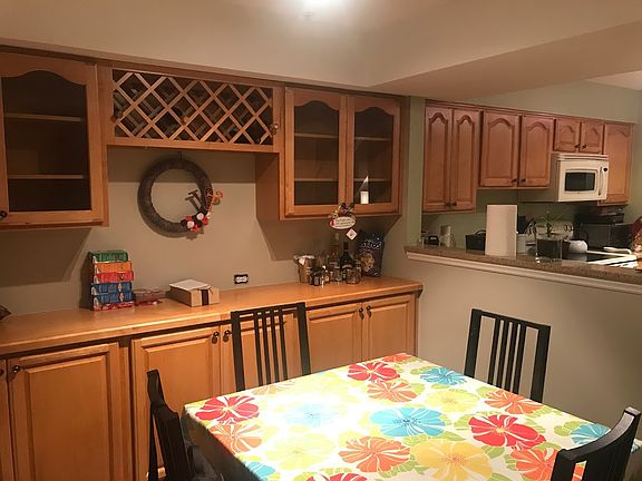 3rd image of 5715 Chapman Mill Dr APT 410