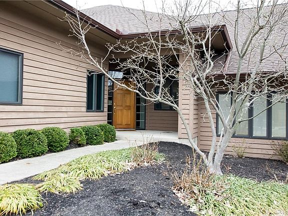 2nd image of 4673 Elysian Way