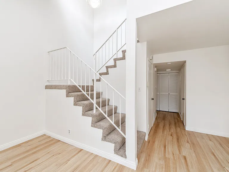 23767 Highland Valley Rd — Photo 12