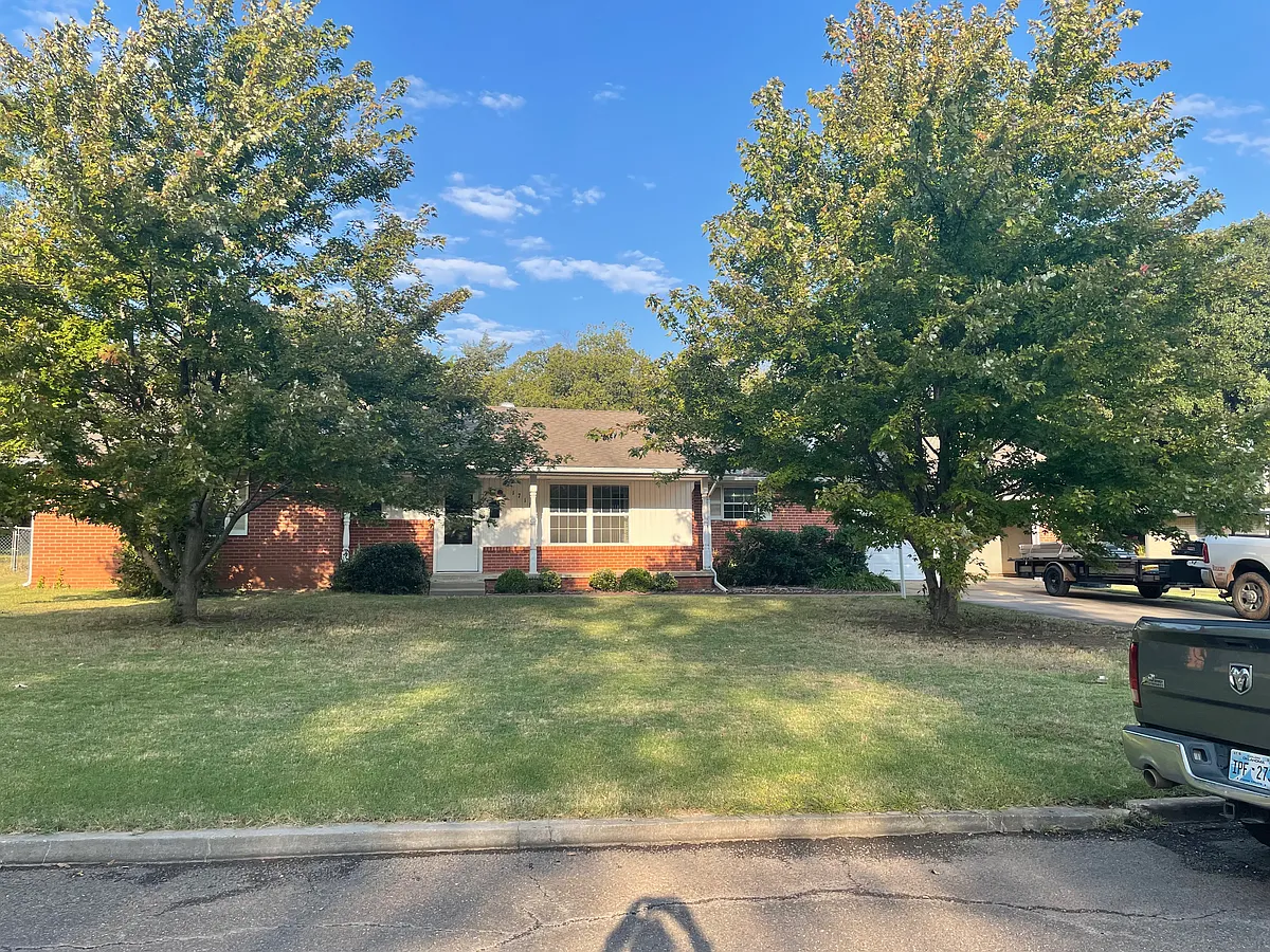Building Photo - 1718 Dougherty Dr