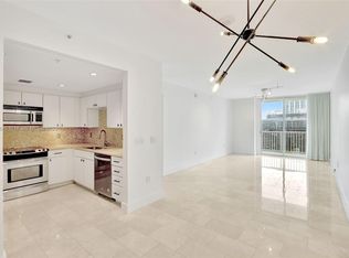 Vue, Miami, FL 33130