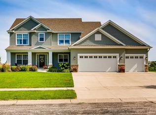 4460 Games Trl, Saint Bonifacius, MN 55375