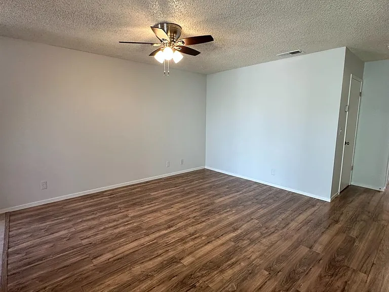 297 E Bullard Ave #136 — Photo 5