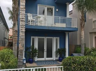 2056 Emerald St, San Diego, CA 92109