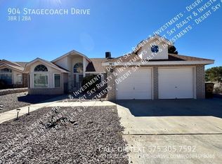 904 Stagecoach Dr, Las Cruces, NM 88011