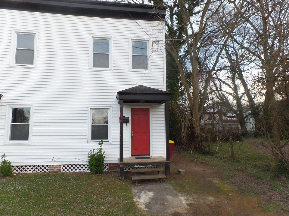 1st image of 936 McKenzie St