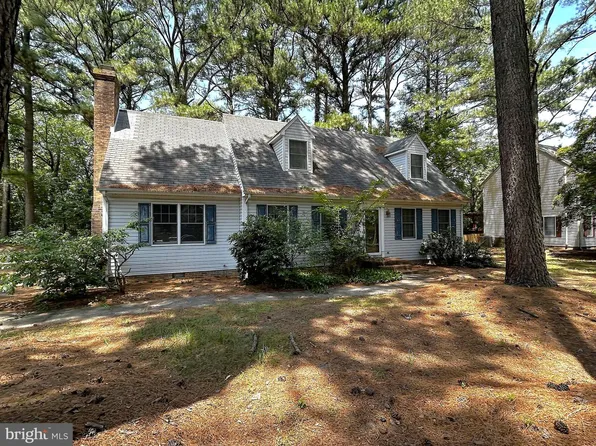 1716 W Clear Lake Dr, Salisbury, MD 21804