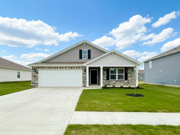 1036 Carriage Place Dr, Richmond, KY 40475